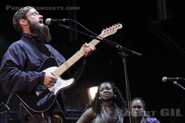 GROUNDATION - 2009-06-26 - PARIS - Hippodrome de Longchamp - 